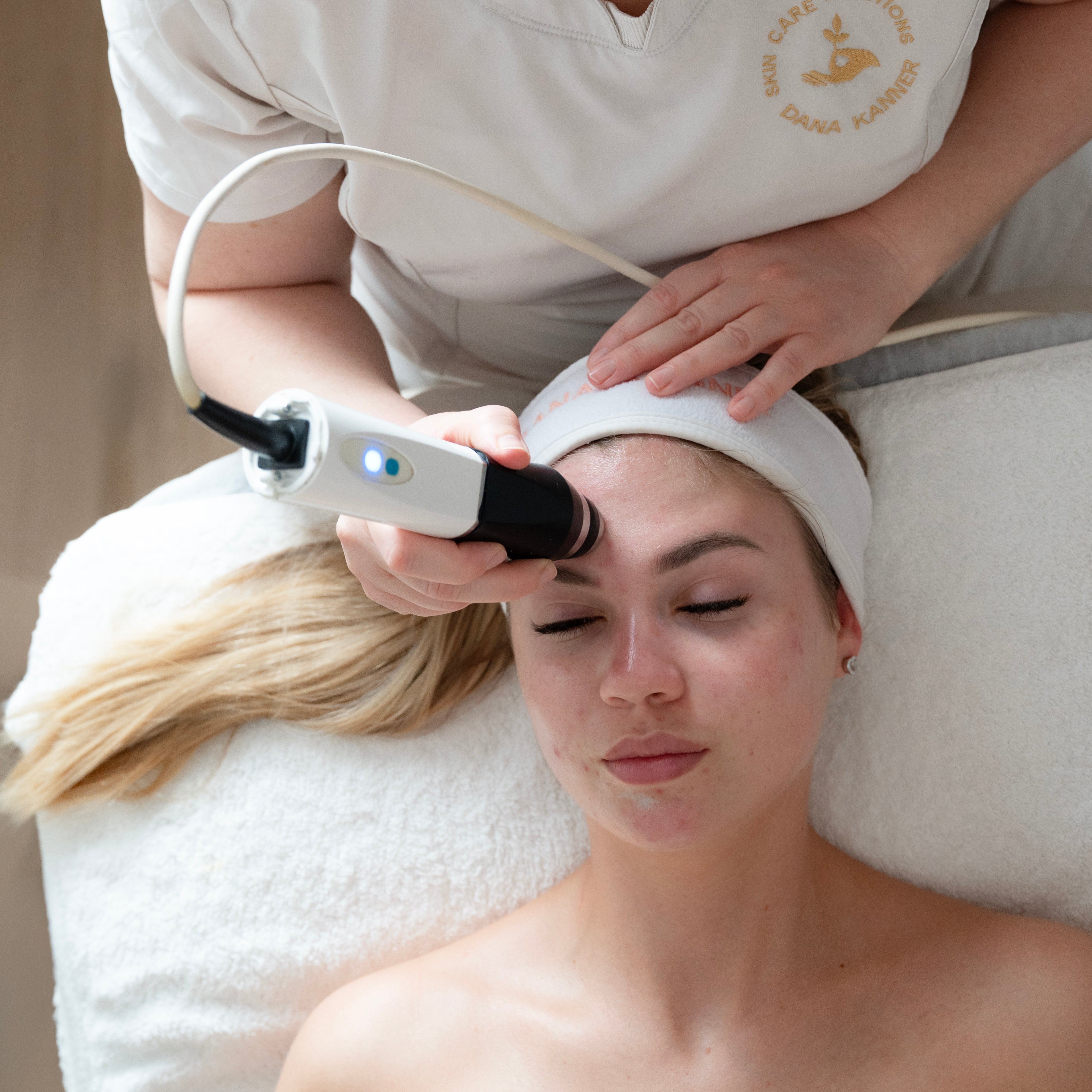 האם המוצרים שאת משתמשת בהם מחמירים את האקנה?