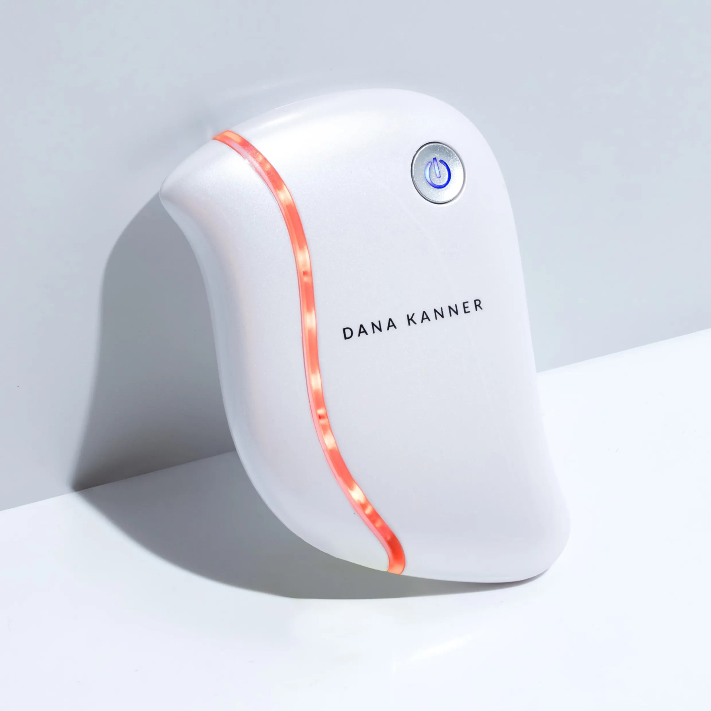 COSMOLIFT – המגהץ של העור