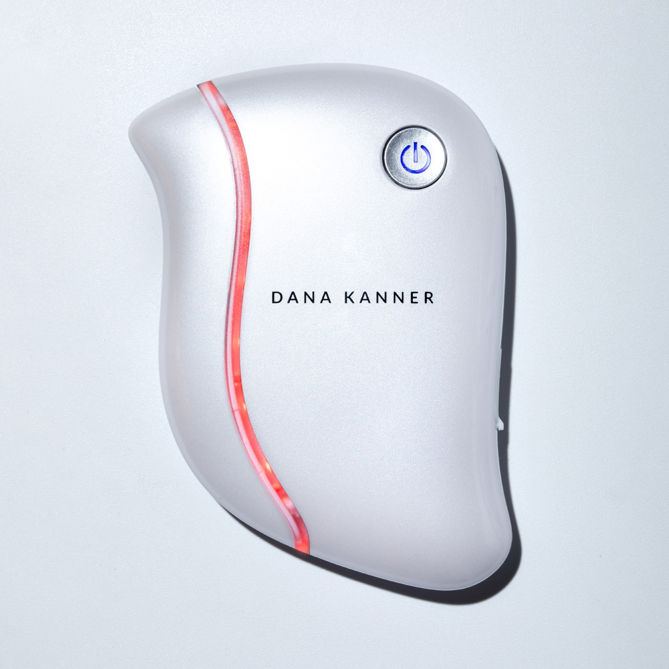 COSMOLIFT – המגהץ של העור